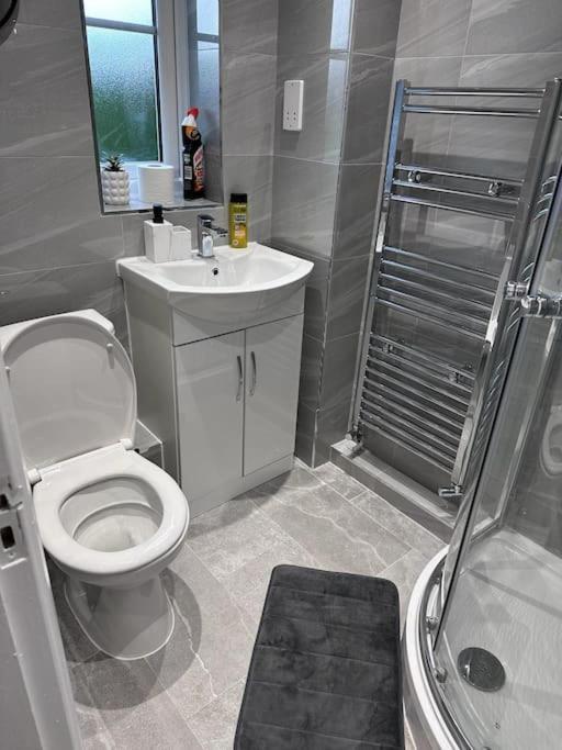 Holiday home Luxury 4 Bed House In